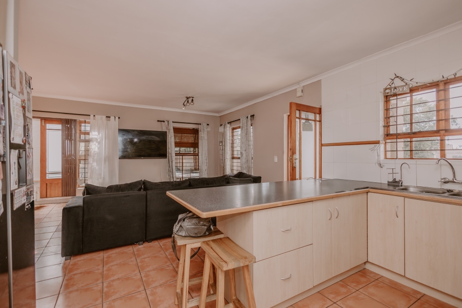 2 Bedroom Property for Sale in Uitzicht Western Cape